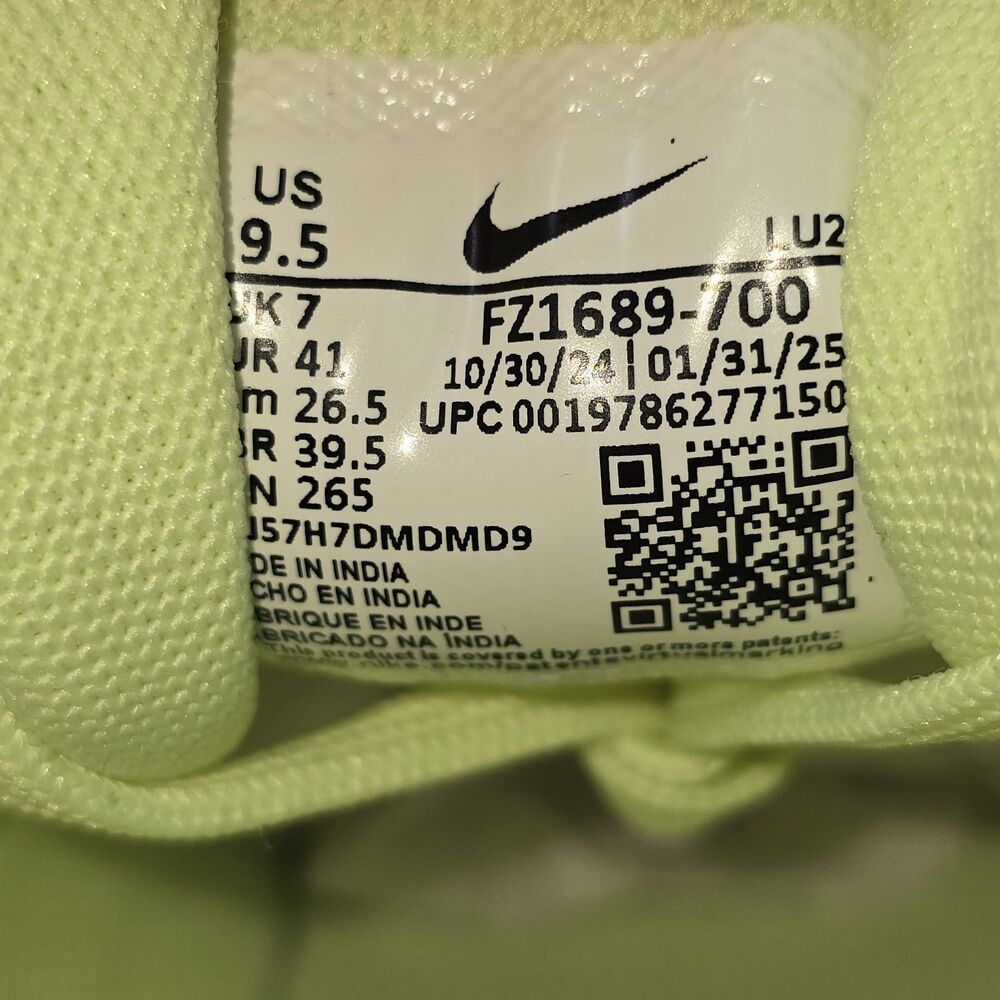 Nike Bella 7 Women's Size 9.5 Barely Volt Green Shoes (FZ1689-700) NEW W DEFECTS - Picture 8 of 9